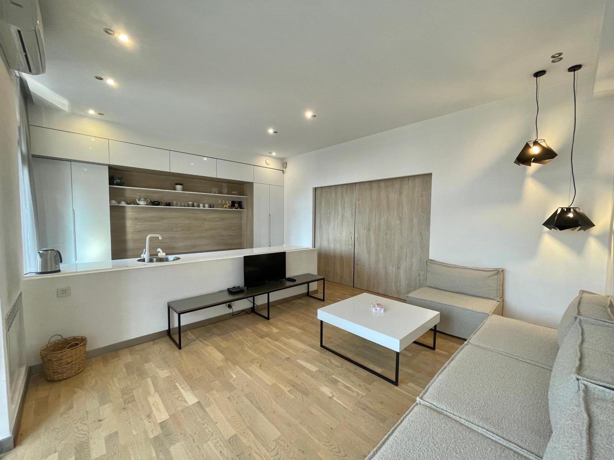 Metro Apartment Ереван Екстериор снимка