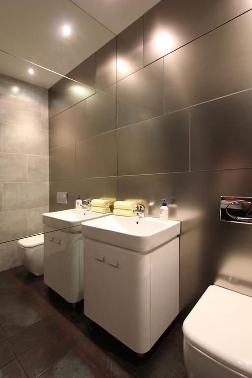 Metro Apartment Ереван Екстериор снимка